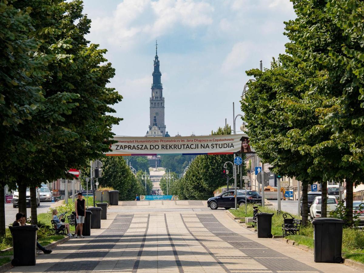 Apartament Classic Comfort Aleja Nmp 8 - Free Parking Częstochowa Eksteriør bilde