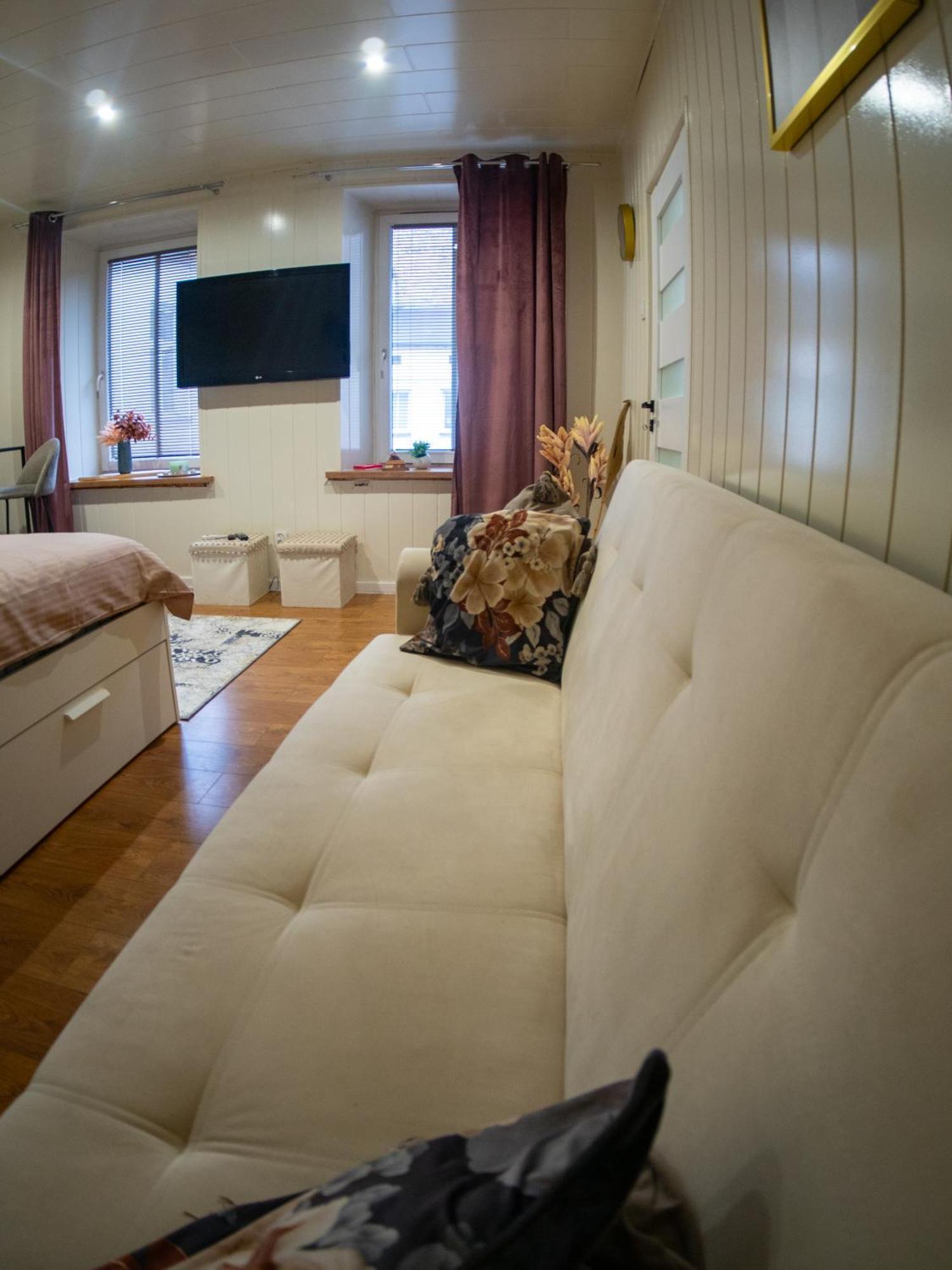 Apartament Classic Comfort Aleja Nmp 8 - Free Parking Częstochowa Eksteriør bilde
